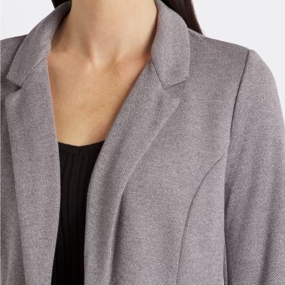 Skies Are Blue Asa Knit Blazer - Picture 3 of 8